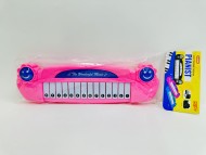 ПИАНИНО НА БАТ В ПАКЕТЕ